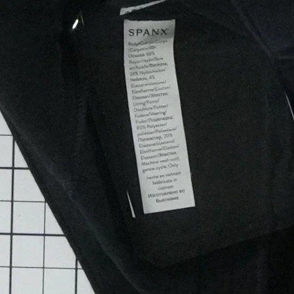 Spanx Pants Women's Size Large Black High-Rise Pull-On Flare Leg Stretch - Picture 6 of 7